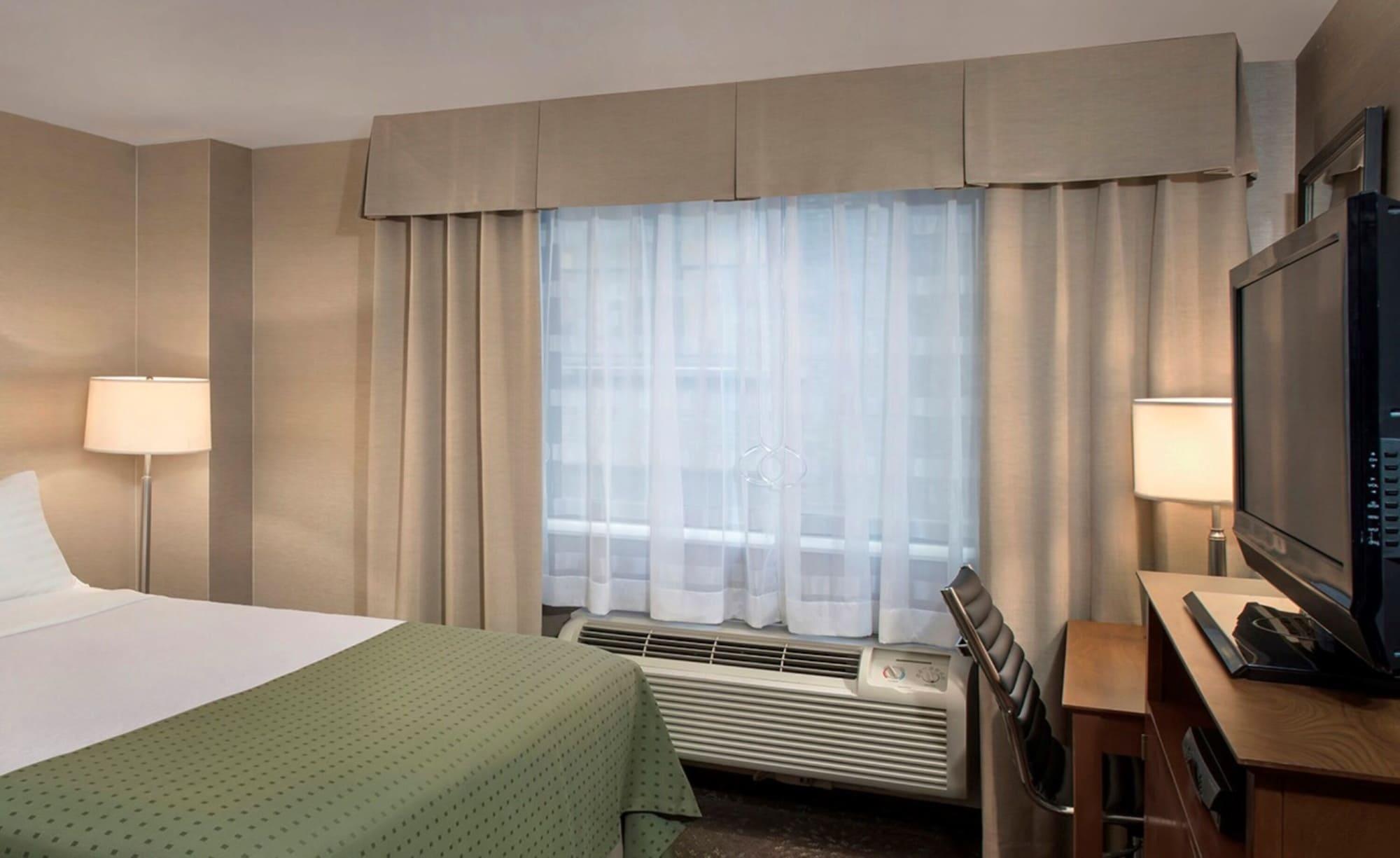 Holiday Inn Manhattan 6Th Ave - Chelsea By Ihg New York Esterno foto