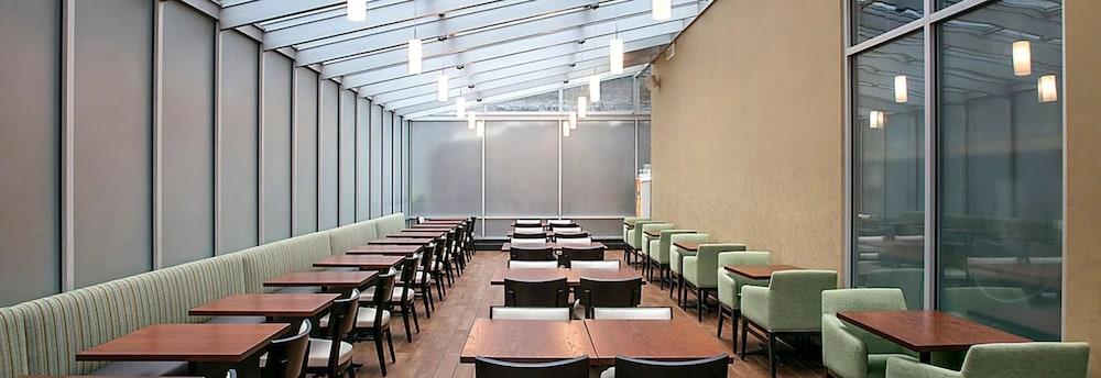 Holiday Inn Manhattan 6Th Ave - Chelsea By Ihg New York Esterno foto