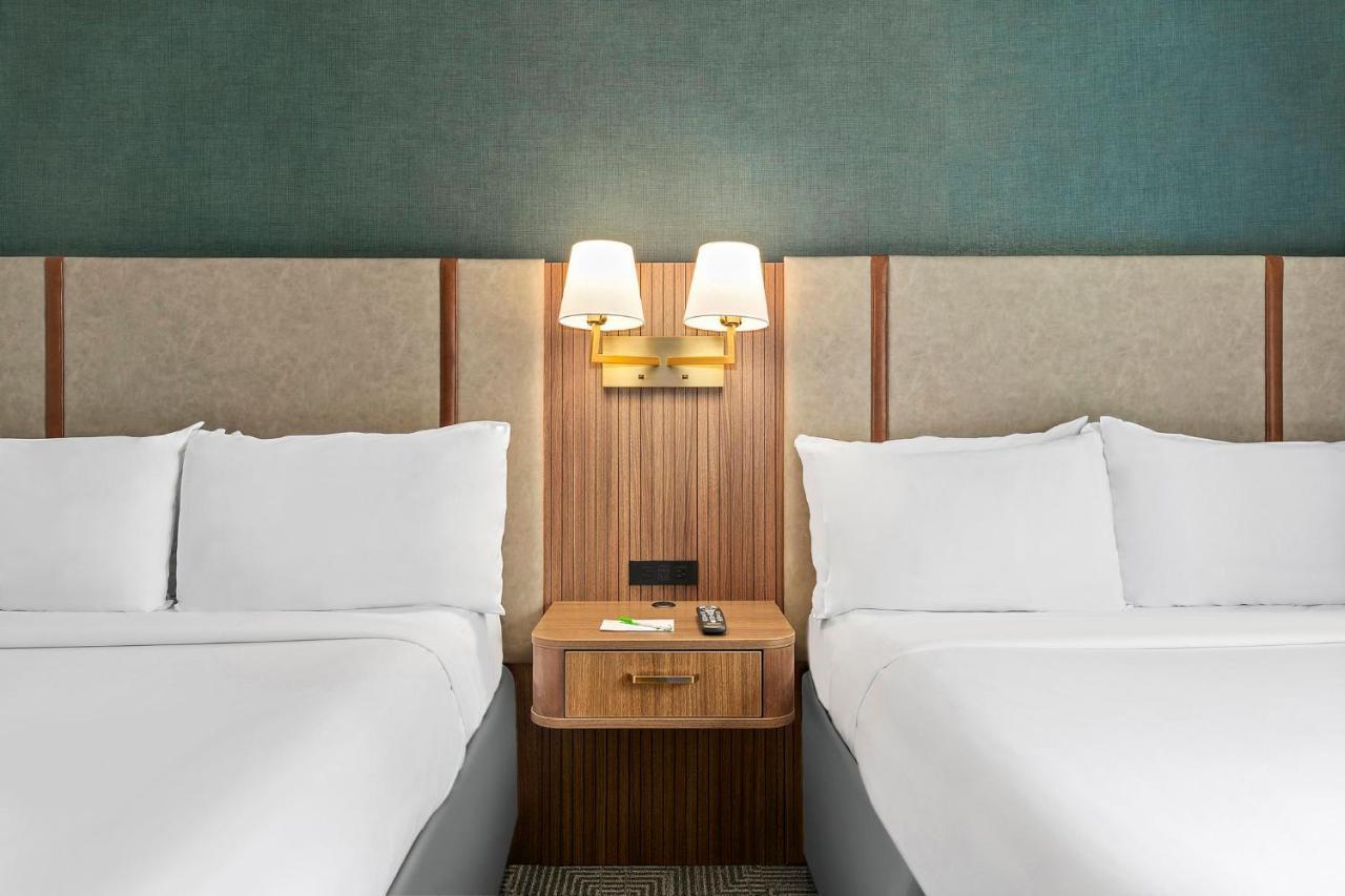 Holiday Inn Manhattan 6Th Ave - Chelsea By Ihg New York Esterno foto