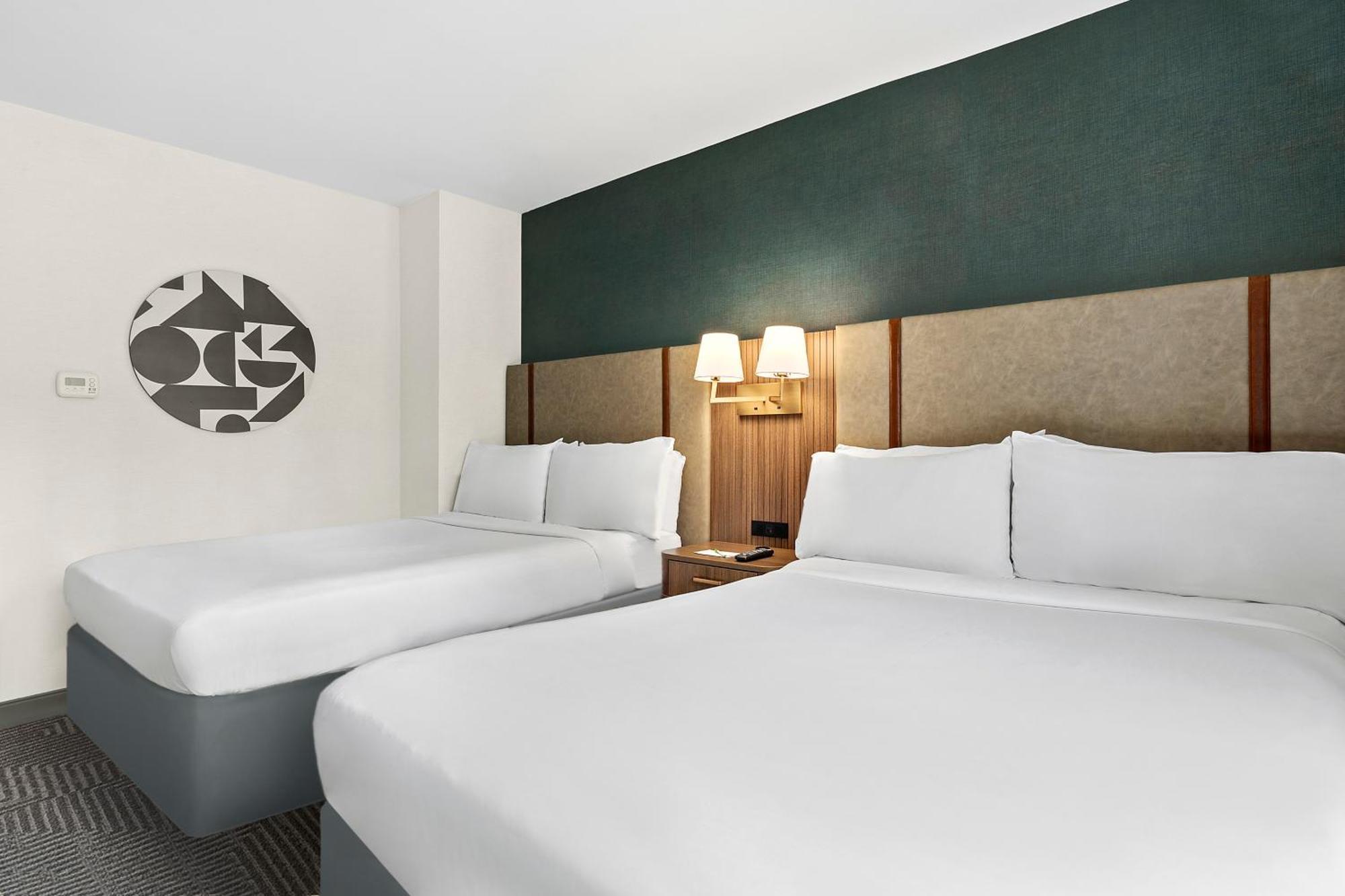 Holiday Inn Manhattan 6Th Ave - Chelsea By Ihg New York Esterno foto