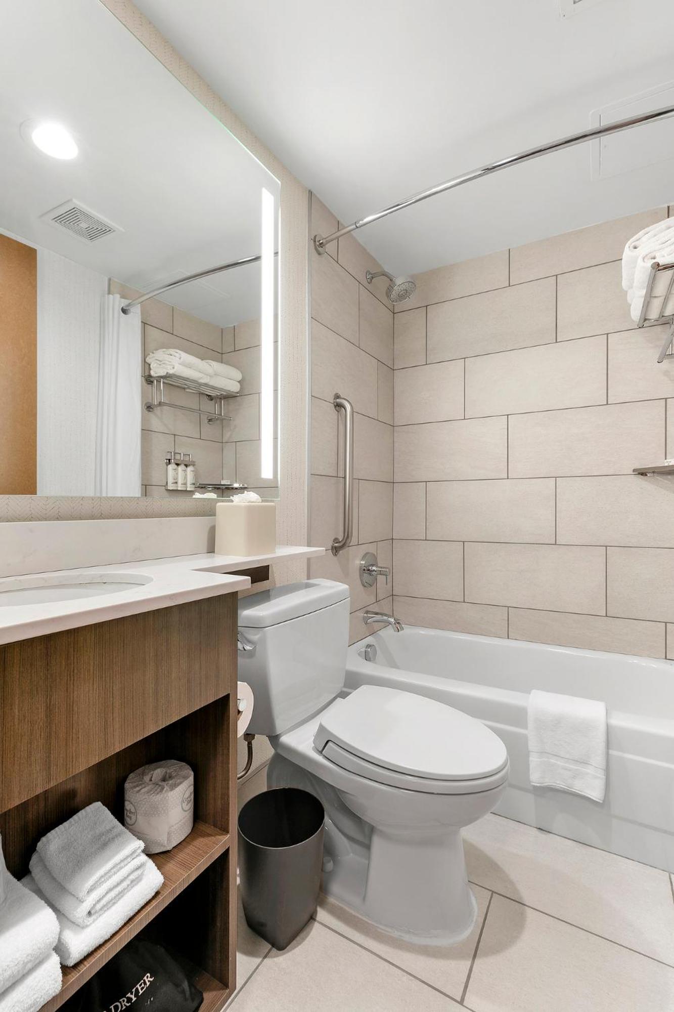 Holiday Inn Manhattan 6Th Ave - Chelsea By Ihg New York Esterno foto