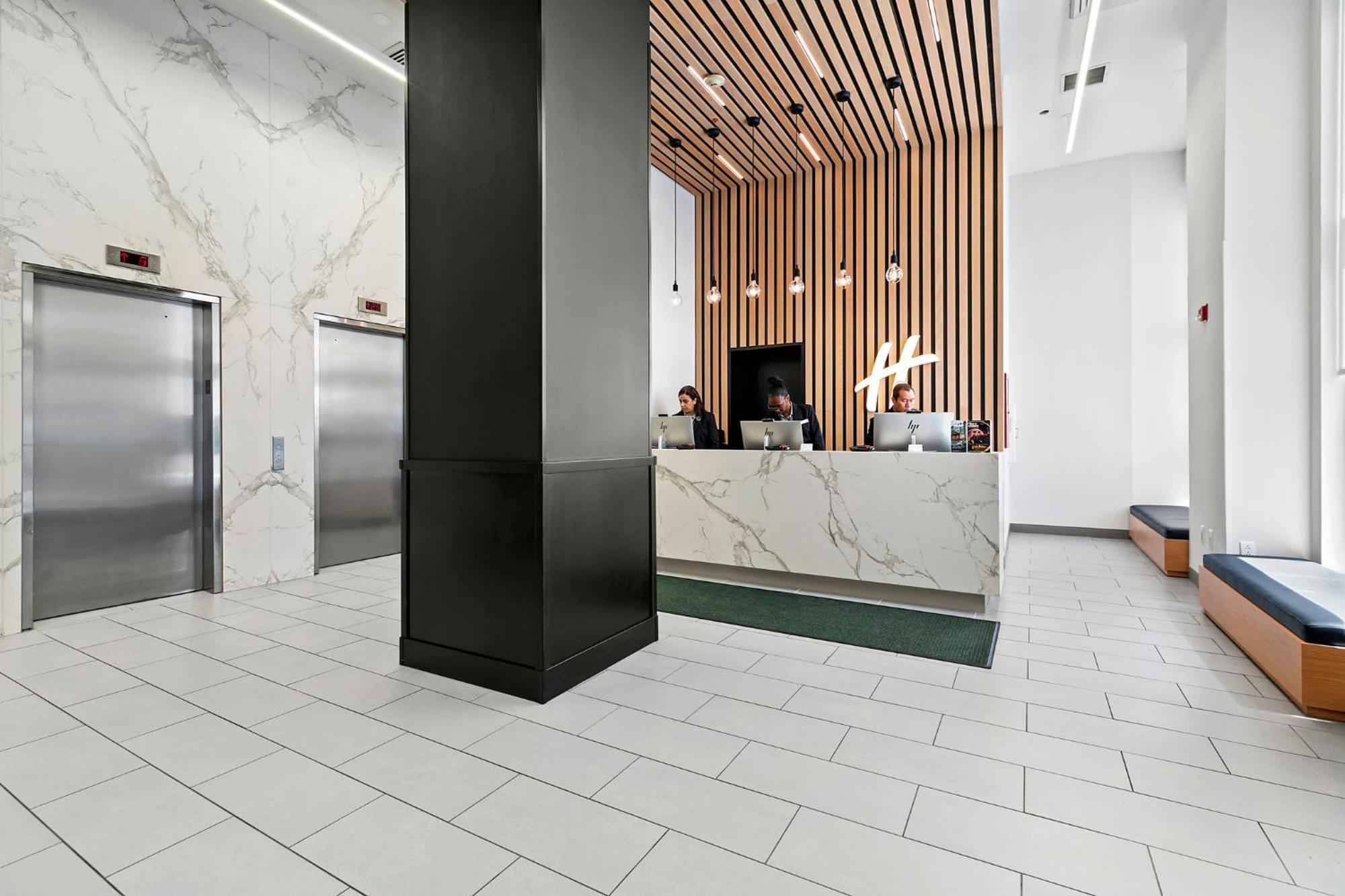 Holiday Inn Manhattan 6Th Ave - Chelsea By Ihg New York Esterno foto
