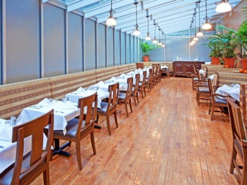 Holiday Inn Manhattan 6Th Ave - Chelsea By Ihg New York Esterno foto